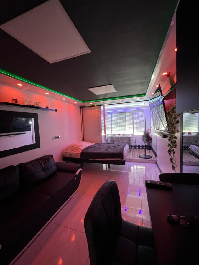 C12 Deluxe Agde